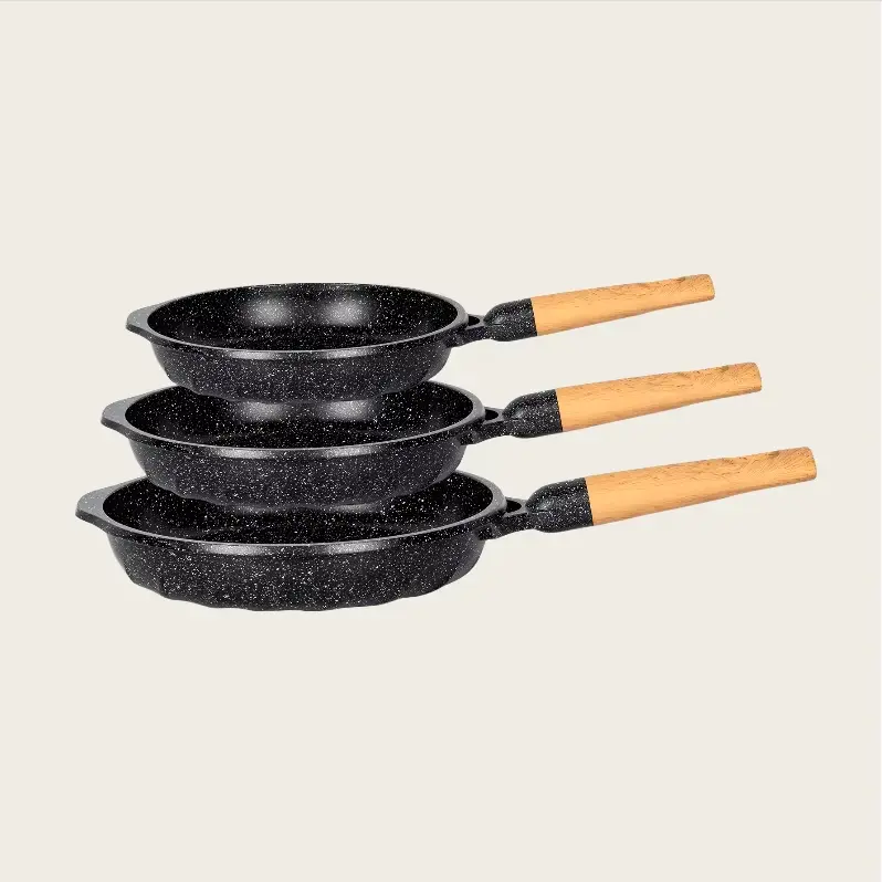 JUEGO DE SARTENES X 3 
ANTIADHERENTE 20/24/28CM 